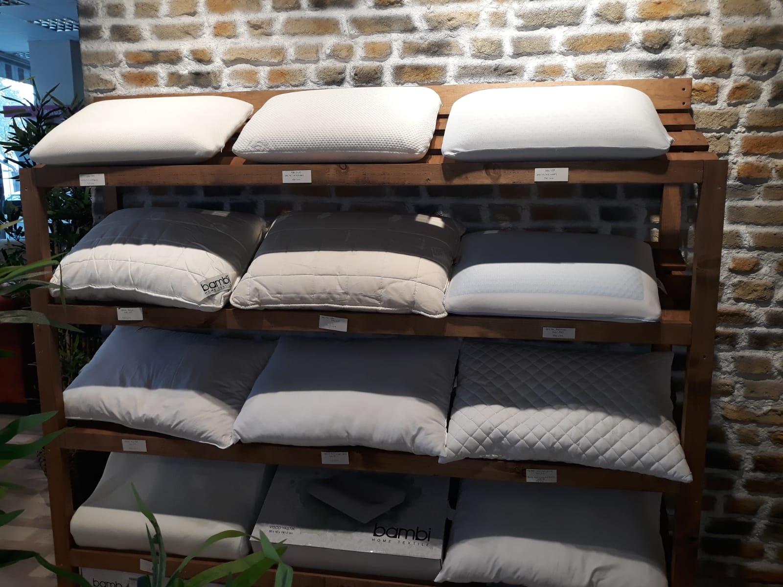 BAMBİ YASTIK ÇEŞİTLERİMİZ